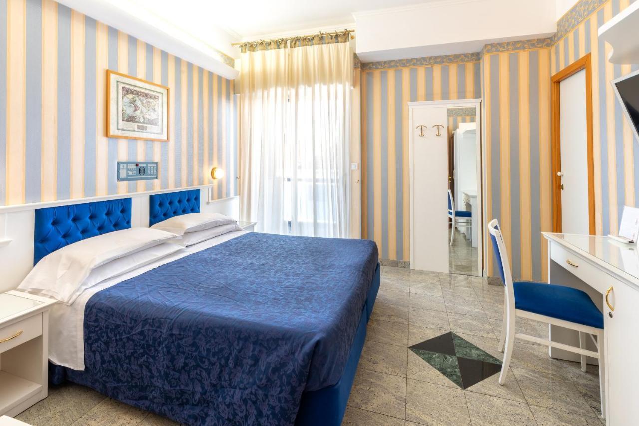 Hotel Feldberg Riccione Exterior foto